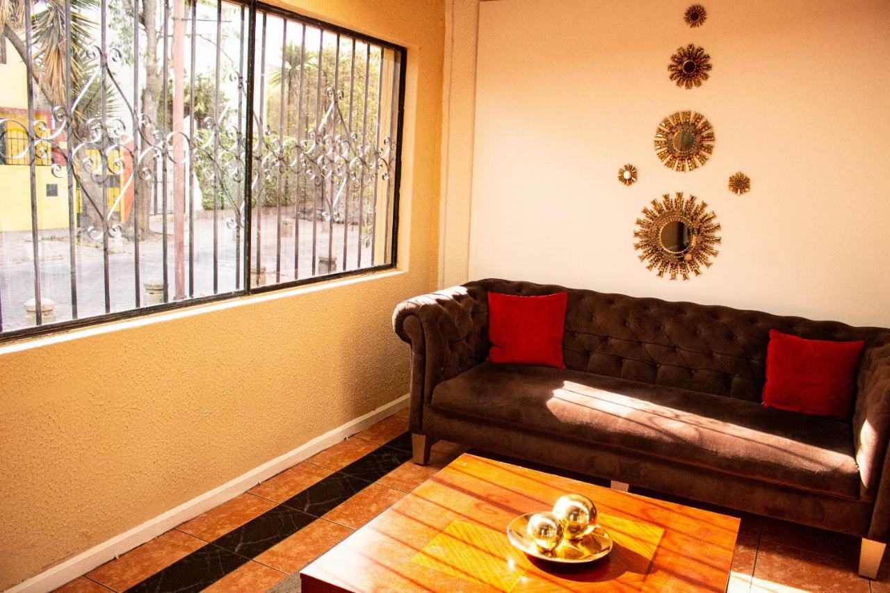 Hostal Loro Verde Quito Exterior foto